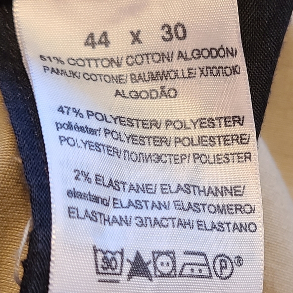 Dockers Men's Relaxed Fit Khakis, Size: 44x30, Color: Tan - Picture 11 of 11